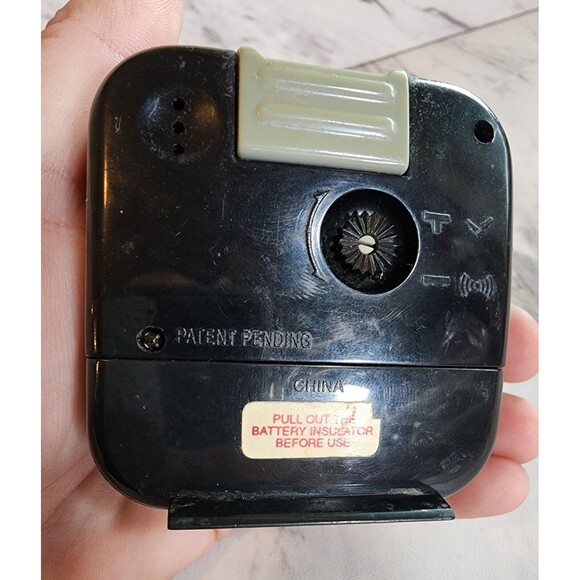 Vtg BASIC Cigarette Promo Travel Alarm Clock “Your Basic Time” Tobacco Ad Works - Picture 4 of 8